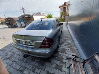 Mercedes E-Class foto 4