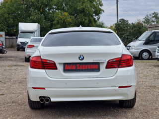 BMW 5 Series foto 5