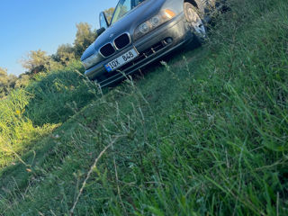 BMW 5 Series foto 7