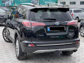 Toyota Rav 4 foto 4