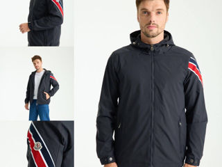 Vesta moncler foto 0