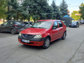 Dacia Logan foto 4