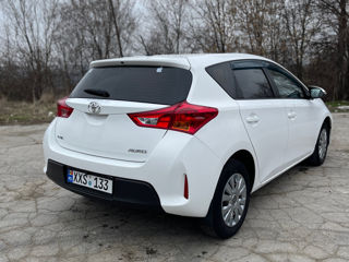 Toyota Auris foto 4