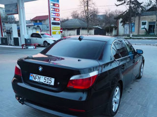 BMW 5 Series foto 3