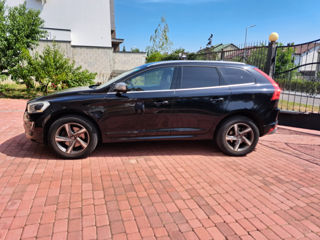 Volvo XC60 foto 2