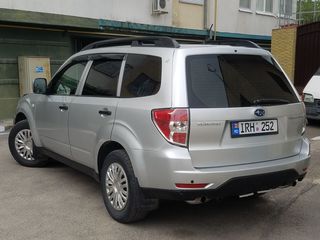 Subaru Forester foto 7