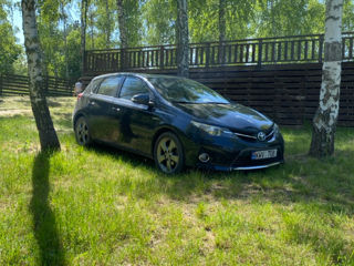 Toyota Auris foto 2