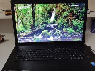 Laptop Asus foto 1