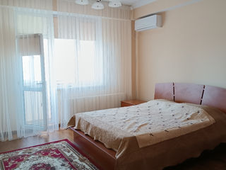 Apartament cu 3 camere, 112 m², Centru, Chișinău