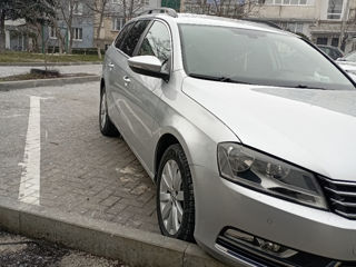 Volkswagen Passat foto 4