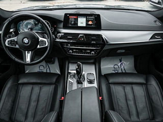 BMW 5 Series фото 6