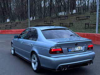 BMW 5 Series foto 6