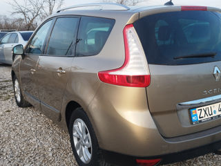 Renault Grand Scenic foto 7