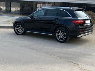 Mercedes GLC foto 2