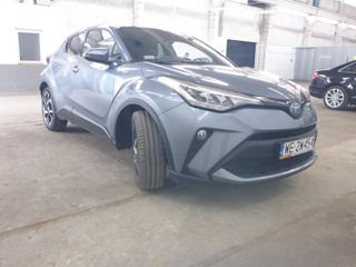 Toyota C-HR foto 3