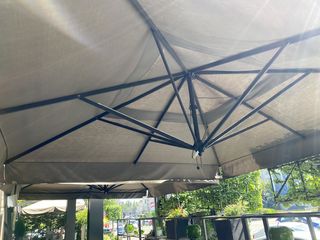 Umbrela soare. Lungime/latime - 3.90 m , inaltimea 3.20m. Зонт. foto 4