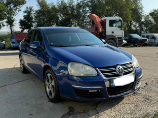 Volkswagen Jetta foto 1