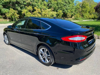 Ford Fusion foto 6