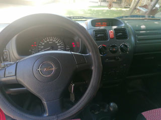 Opel Agila foto 8