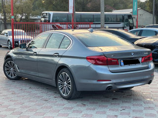 BMW 5 Series foto 3