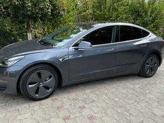 Tesla Model 3 foto 7