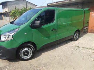 Renault Trafic foto 2