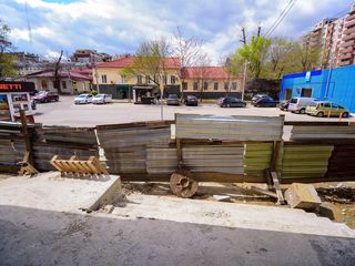 Se dă în  chirie oficiu/spațiu comercial amplasat str. G. Coșbuc! foto 9