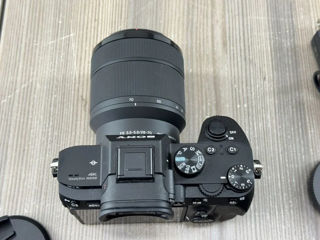 Sony Alpha A7 III (Kit with FE 28-70 mm) foto 2