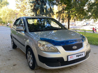 KIA Rio foto 3