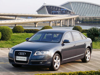 Разбираю Audi A6c6 foto 1