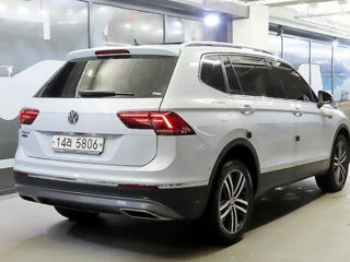 Volkswagen Tiguan foto 2