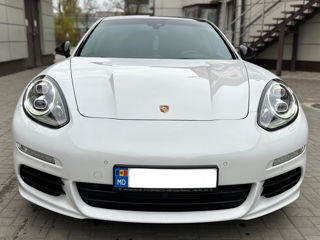 Porsche Panamera foto 2