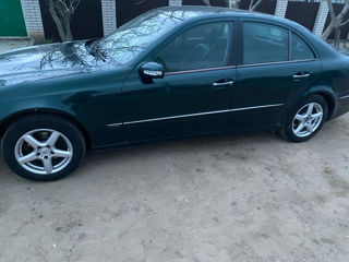 Mercedes w211 foto 6