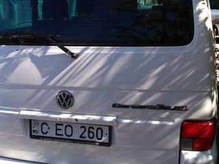 Volkswagen Caravelle foto 2