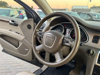 Audi Q7 foto 9