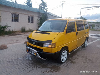 Volkswagen Transporter foto 4