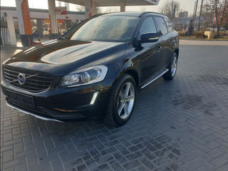 Volvo XC60 foto 2