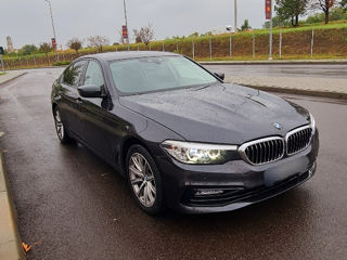 BMW 5 Series foto 1