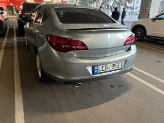 Opel Astra foto 9