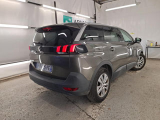 Peugeot 5008 foto 3