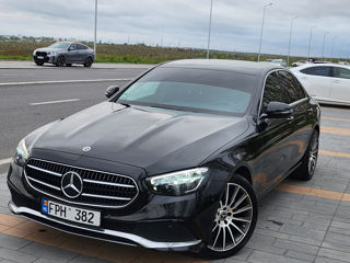 Mercedes E-Class foto 2