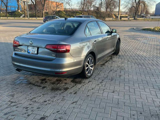 Volkswagen Jetta foto 5