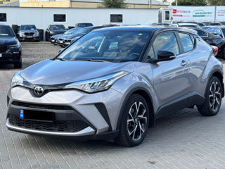 Toyota C-HR foto 1