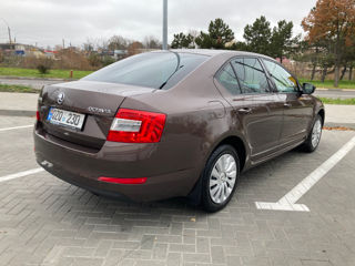 Skoda Octavia foto 3