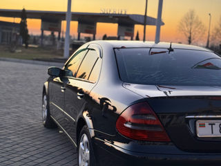 Mercedes E-Class foto 4