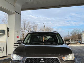 Mitsubishi Outlander foto 9