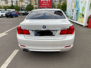 BMW 7 Series foto 3