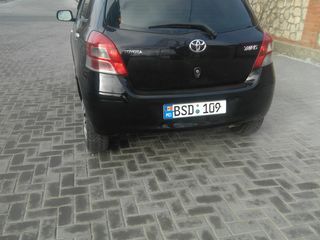 Toyota Yaris foto 7