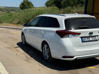 Toyota Auris foto 4