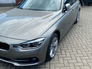 BMW 3 Series foto 2